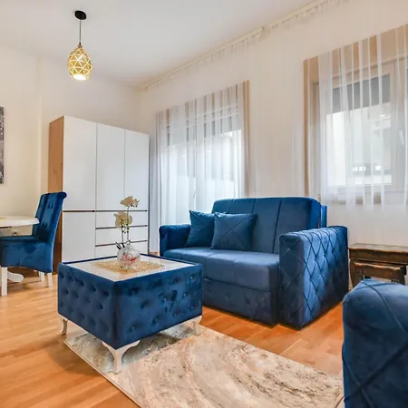 Kraljica Lejlighed *